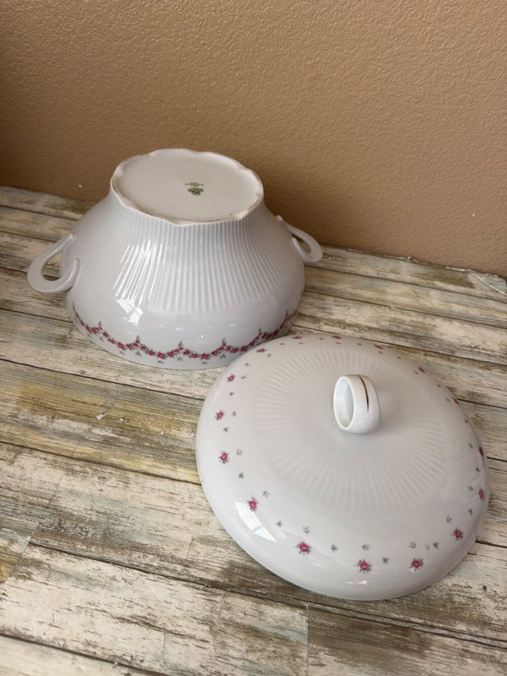 Vintage JLMenau Graf Von Henneberg Covered Porcelain Soup Tureen Bowl GDR - Picture 4 of 13